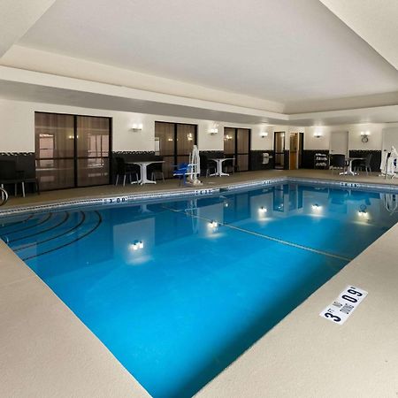 Comfort Suites Commerce Eksteriør bilde