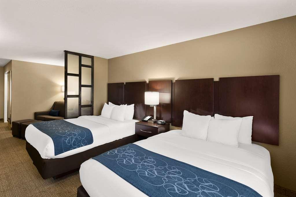 Comfort Suites Commerce Rom bilde